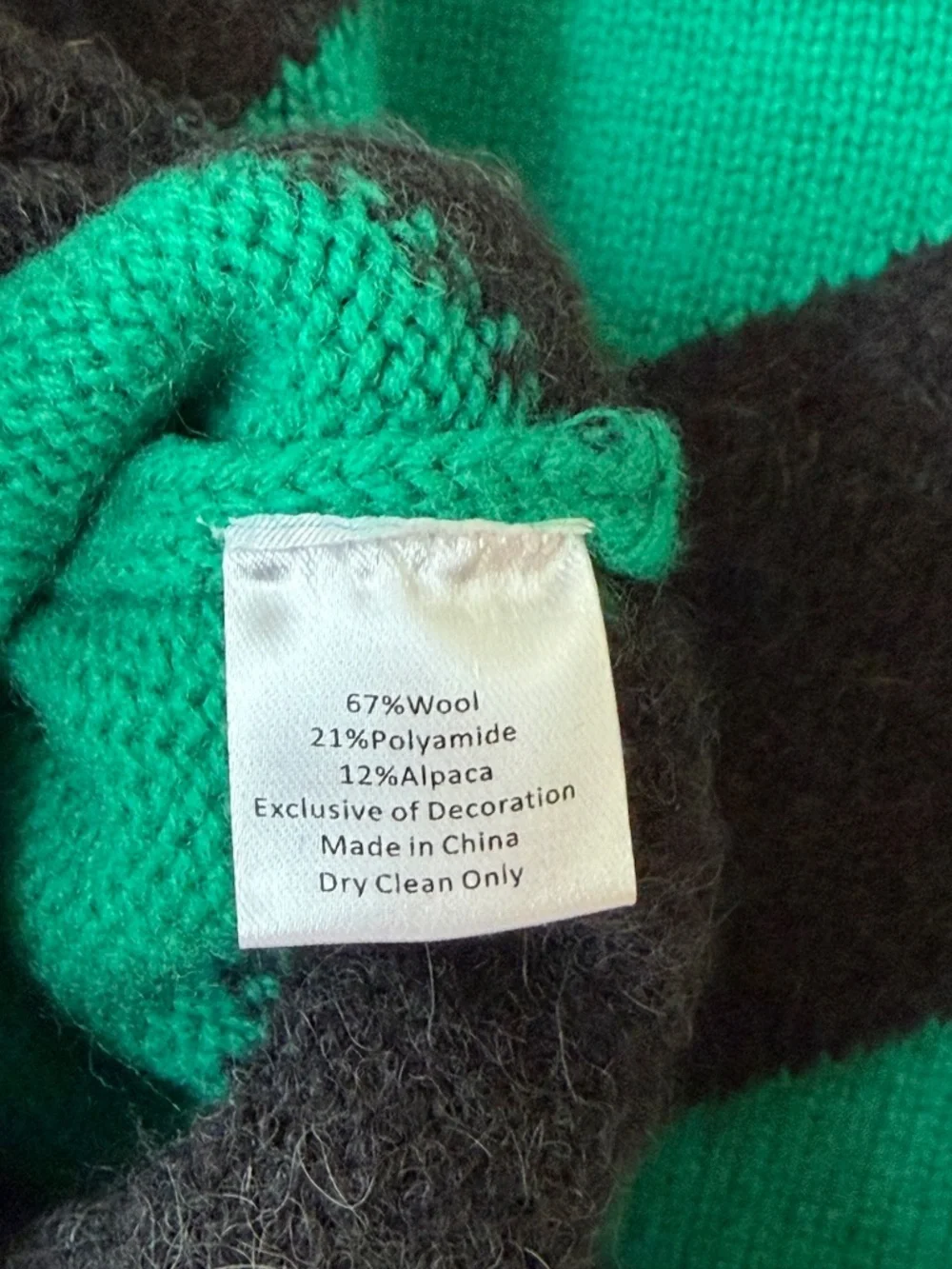 CLARE V Drop Shoulder Green & Black Sweater Size Large New without tags - Picture 4 of 6